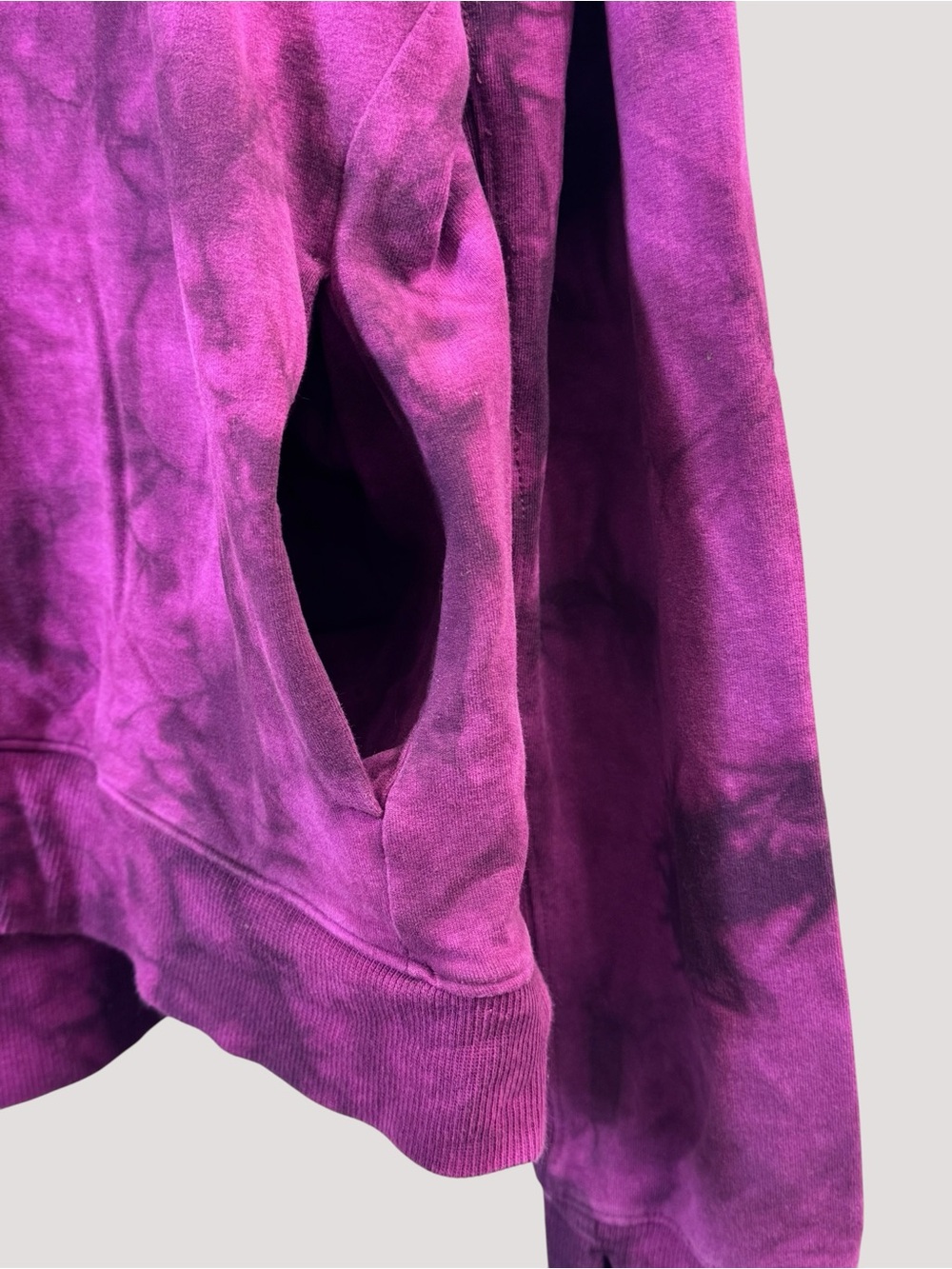 All in Motion Women’s Tie Dye Oversized Sweatshirt Berry Purple Size Large - Picture 4 of 11